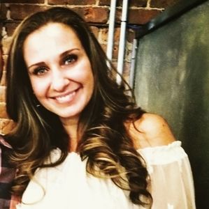 Meet your Posher, Dana